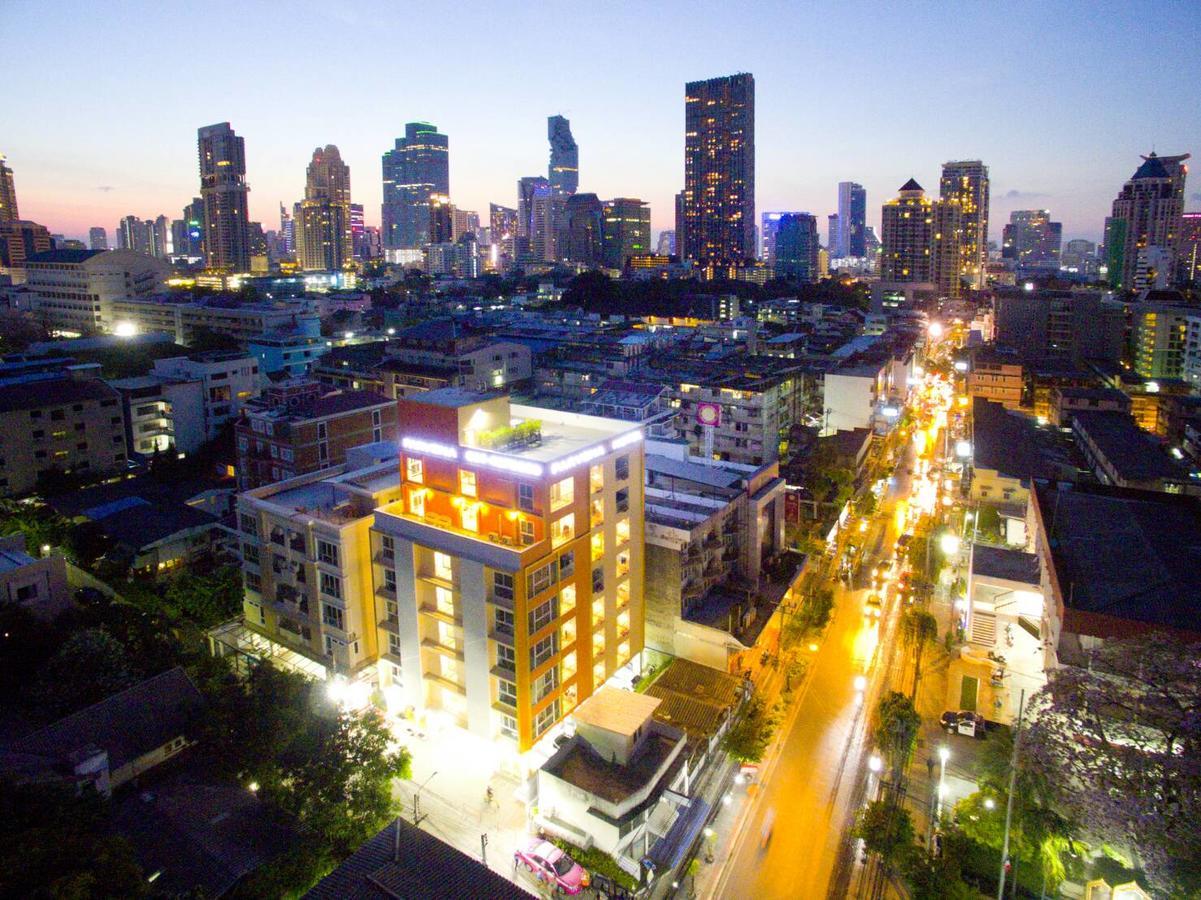 Parvena Hotel Sathorn Bangkok Exterior photo